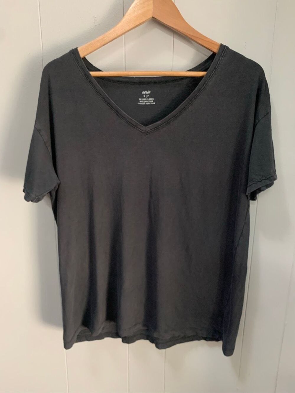Aerie v neck distressed boyfriend tee. Size Small